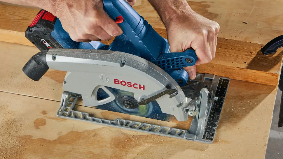 Bosch Power Tools 18V 7-1/4" Circular Saw GKS18V-25N