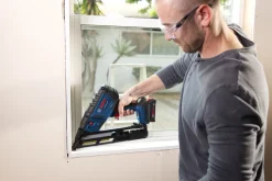 Bosch Power Tools 18V 15-Gauge Angled Finisher Kit GNH18V-15MAB12