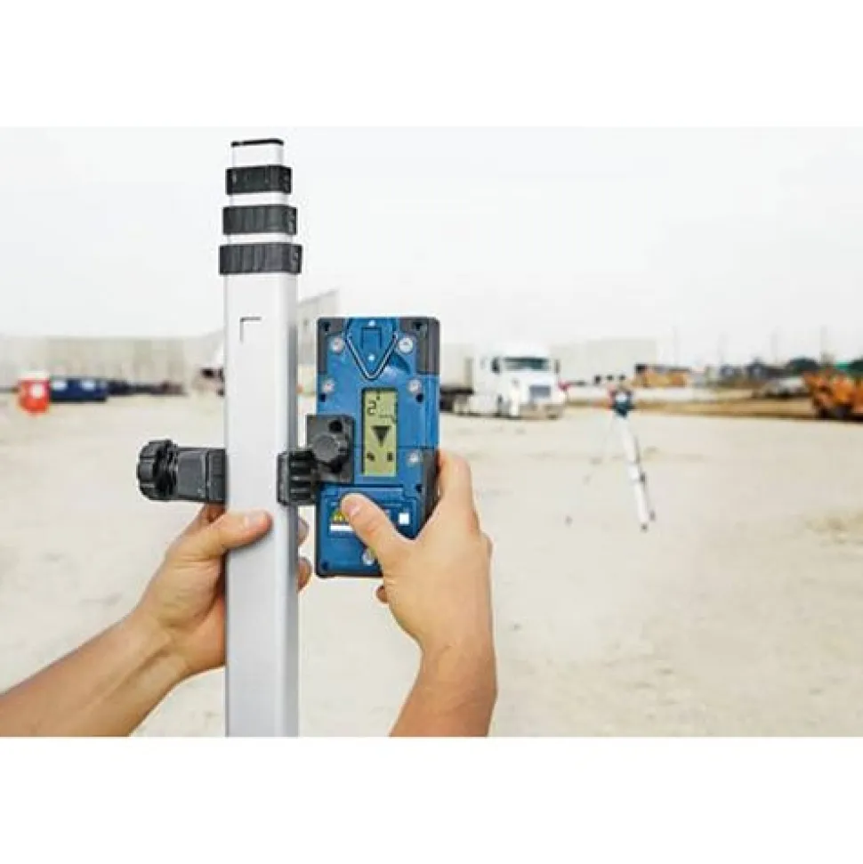 Bosch 18V REVOLVE4000 Connected Self-Leveling Horizontal/Vertical Rotary Laser Kit GRL4000-80CHVK