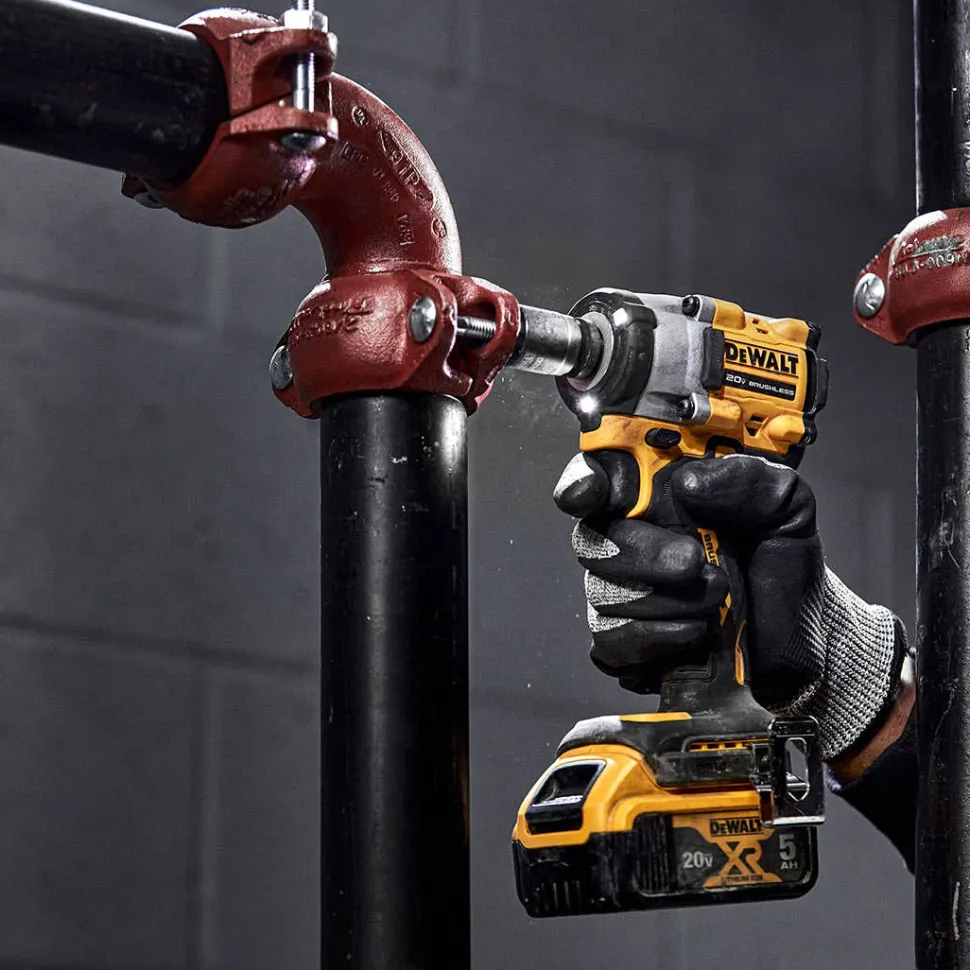 DeWalt Atomic 20V Max 1/2" Cordless Impact Wrench 2 Battery Kit w/ Hog Ring Anvil DCF921P2