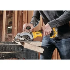 DeWalt ATOMIC 20V MAX* Brushless 4-1/2