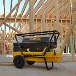 DeWalt Forced Air Kerosene Heater 135,000 BTUs DXH135HD