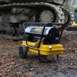 DeWalt Forced Air Kerosene Heater 135,000 BTUs DXH135HD