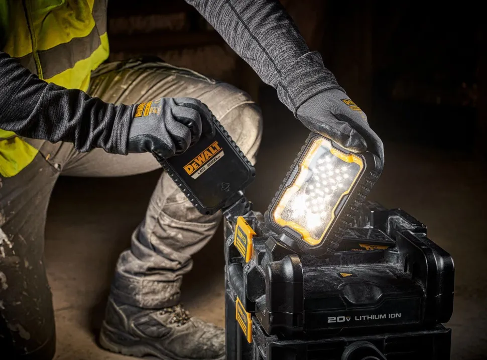 DeWalt Toughsystem 2.0 Adjustable Work Light 4000 Lumens DWST08062