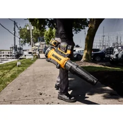 DeWalt 60V MAX Premium Blower Kit DCBL777Y1