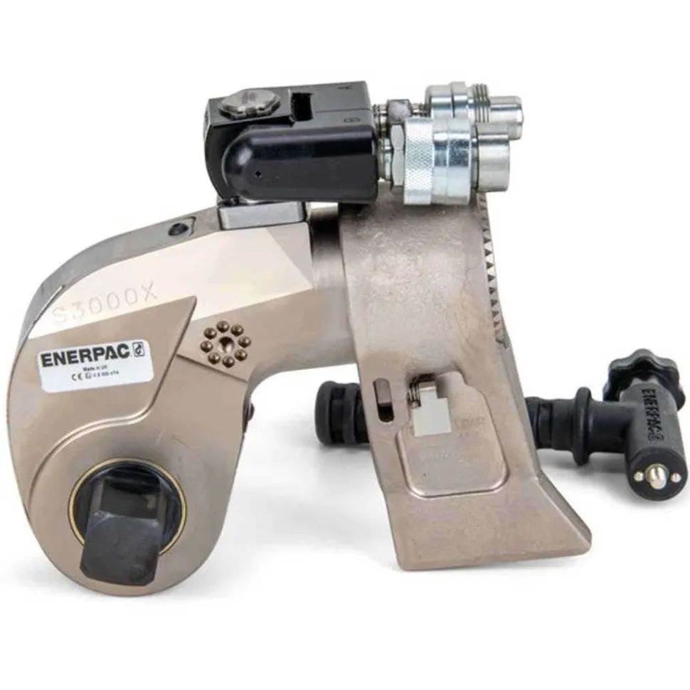 Enerpac 3225' lbs Torque, 1" Square Drive Hydraulic Torque Wrench with Pro Series Swivel S3000PX
