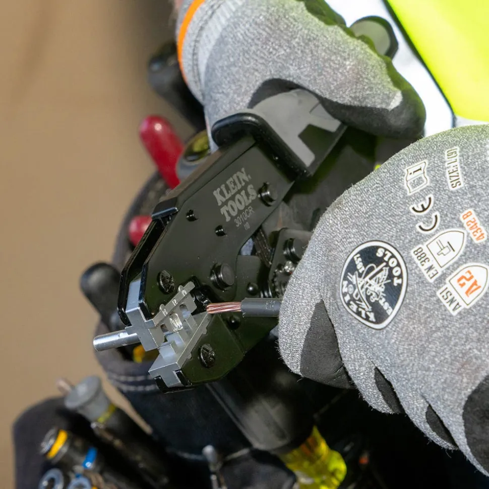 Klein Tools Solar Ratcheting Crimper for MC4 Connectors 3010CR