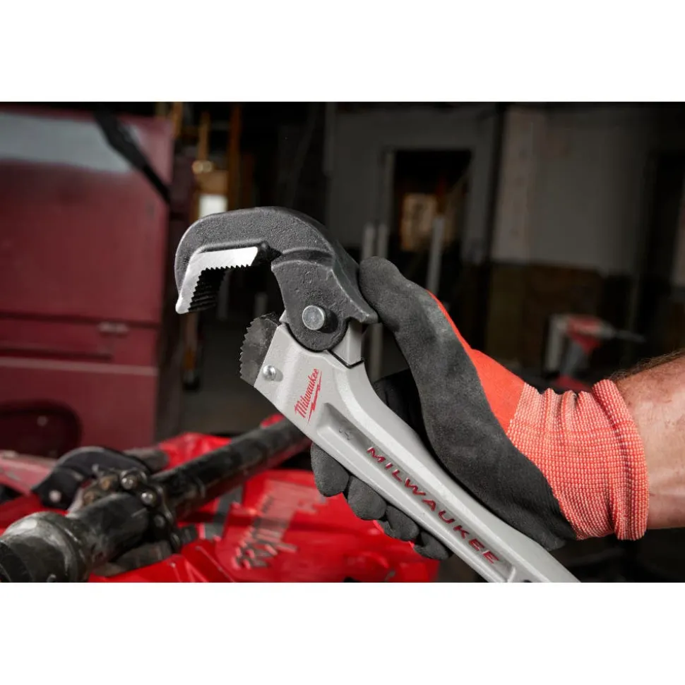 Milwaukee 14" Aluminum Self-Adjusting Pipe Wrench 48-22-7414