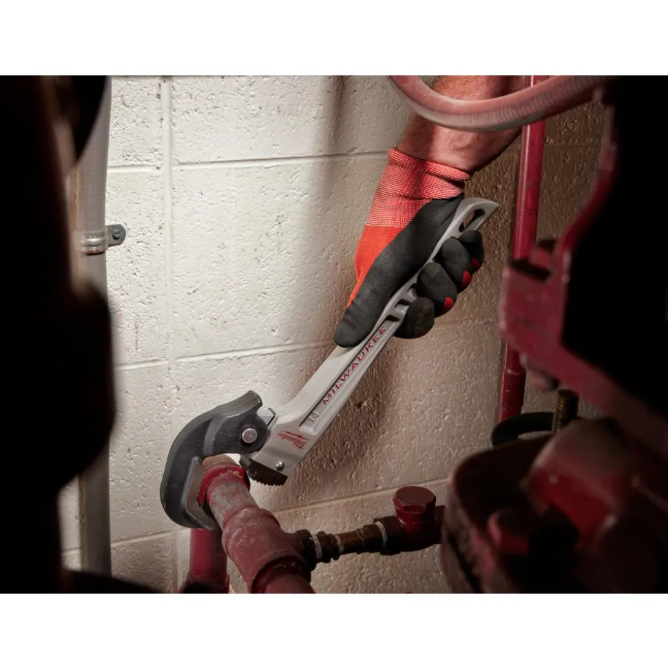 Milwaukee 14" Aluminum Self-Adjusting Pipe Wrench 48-22-7414