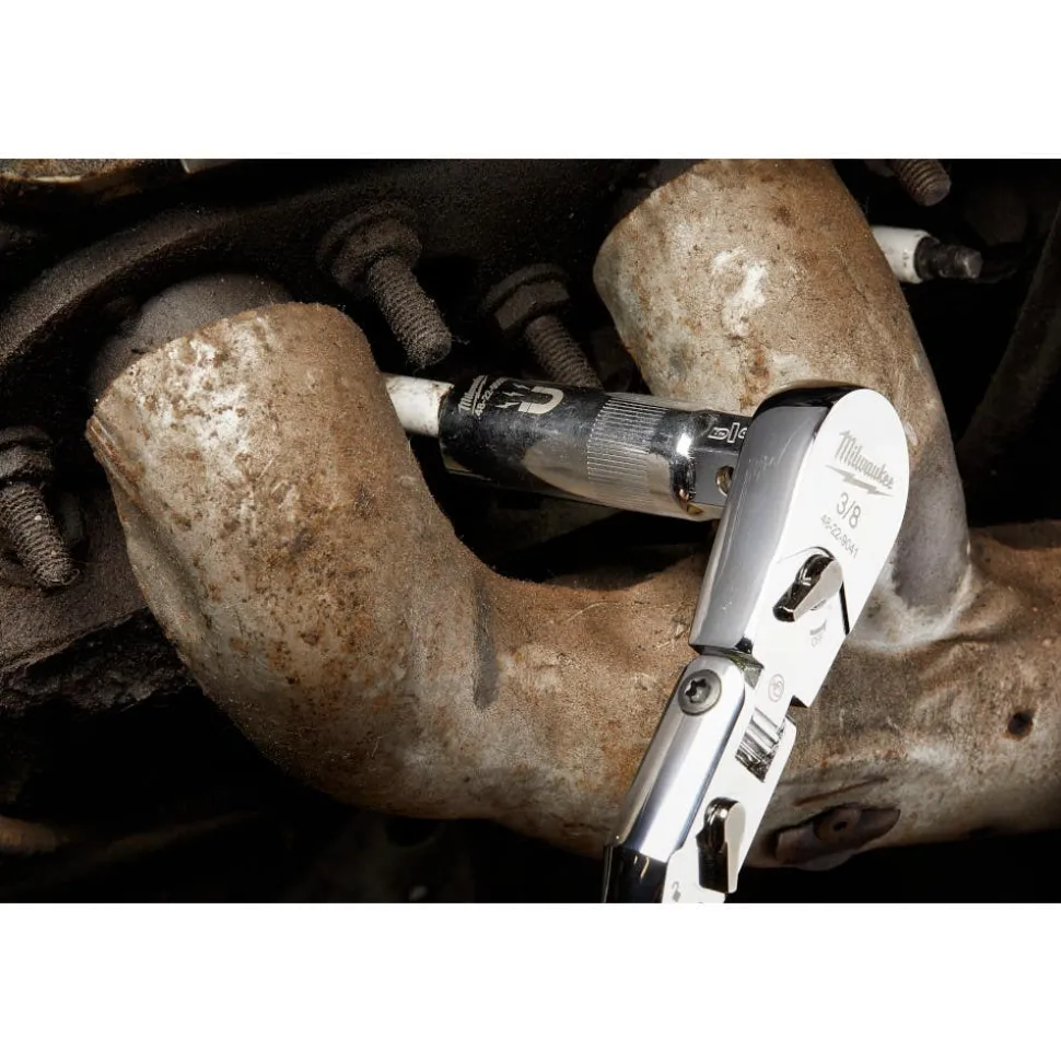 Milwaukee 3/8" Drive 9/16" Spark Plug Socket 48-22-9550