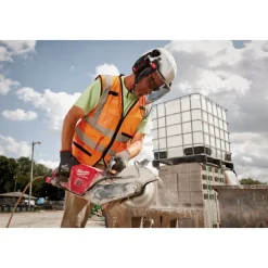 Milwaukee BOLT Full Face Shield - Mirrored Dual Coat Lens (Compatible with Milwaukee BOLT Safety Helmets & BOLT Hard Hats) 48-73-1429