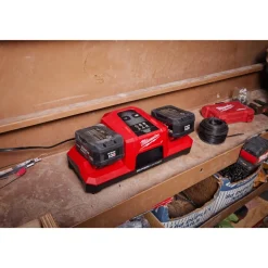 Milwaukee M18 Dual Bay Simultaneous Super Charger 48-59-1815
