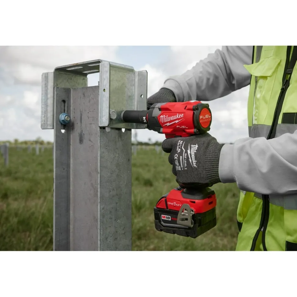 Milwaukee M18 FUEL 1/2" Controlled Torque Compact Impact Wrench w/ TORQUE-SENSE 3061-20