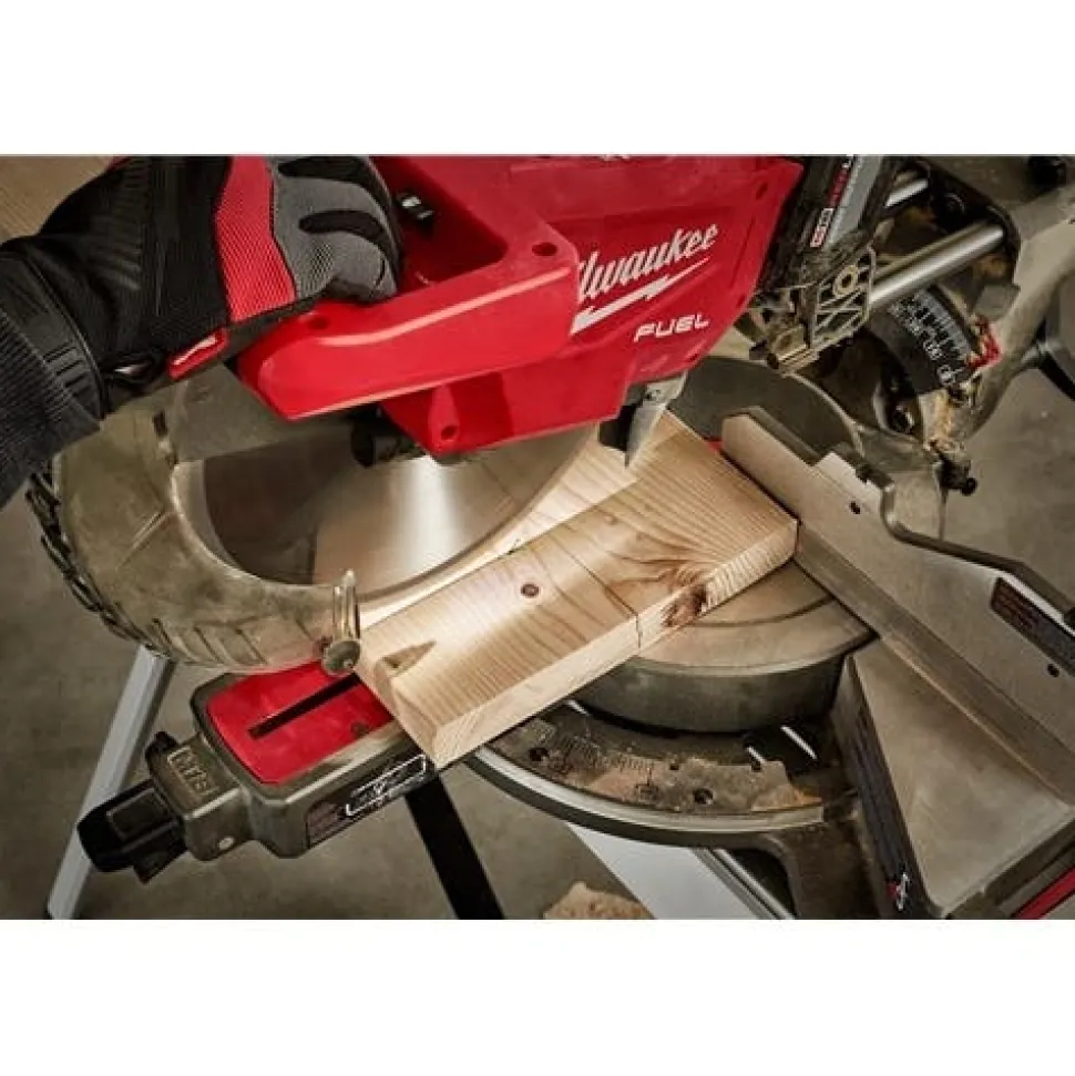 Milwaukee M18 FUEL 12" Dual Bevel Sliding Compound Miter Saw Kit 2739-21HD