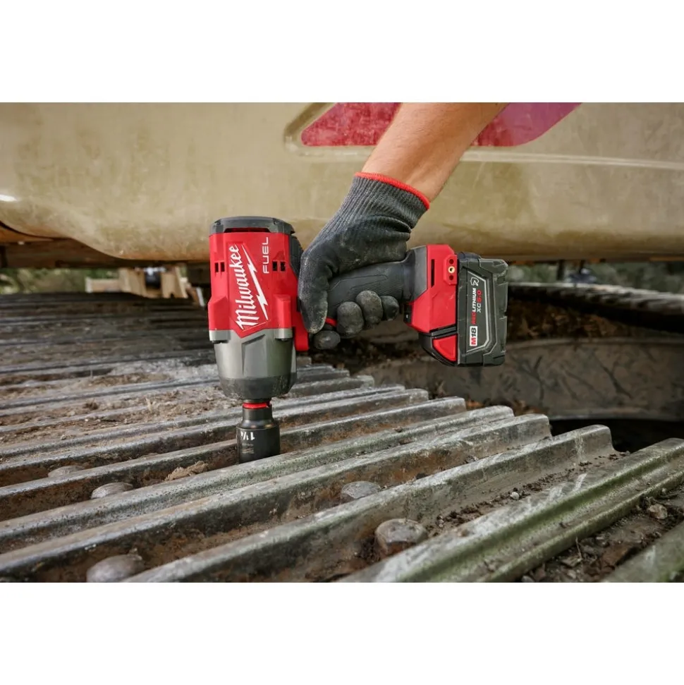Milwaukee M18 FUEL 1/2" High Torque Impact Wrench w/ Friction Ring Kit 2967-21B
