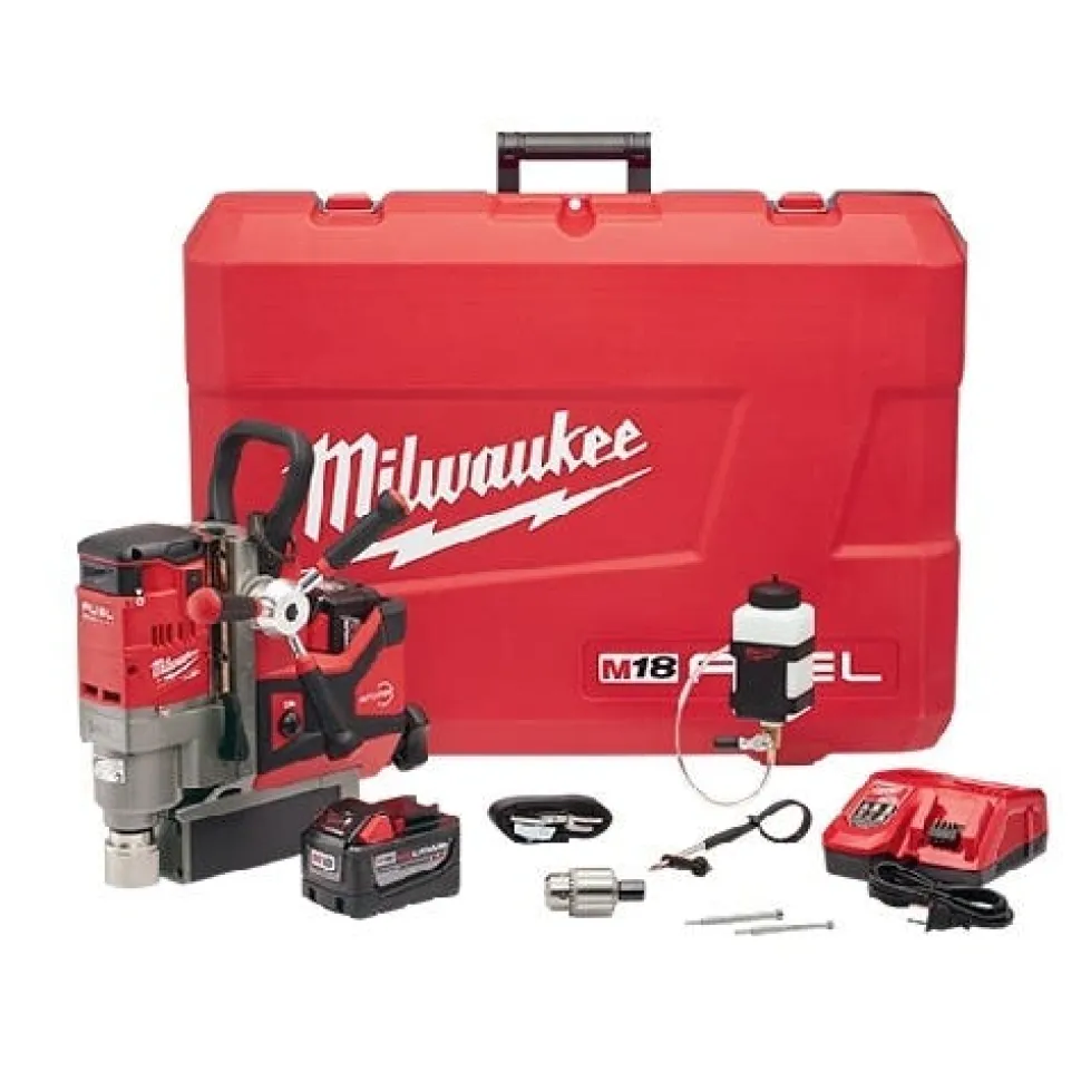 Milwaukee M18 FUEL 1-1/2" Lineman Mag Drill (8.0Ah) Kit 2788-22HD