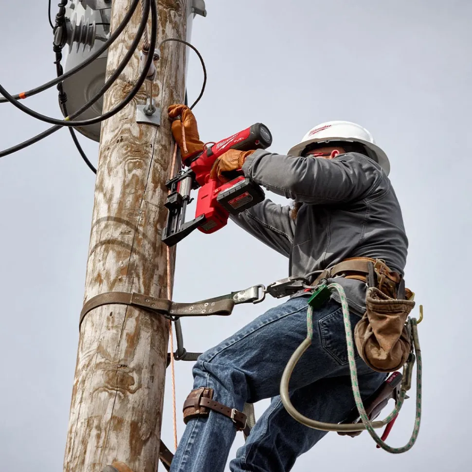 Milwaukee M18 FUEL Utility Fencing Stapler (Bare Tool) 2843-20