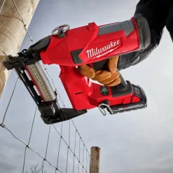Milwaukee M18 FUEL Utility Fencing Stapler (Bare Tool) 2843-20
