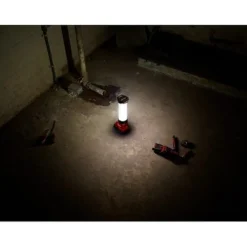 Milwaukee M18 LED Lantern 700 Lumens 2363-20 (BARE TOOL)