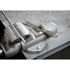 Milwaukee M5-0.90 mm 1-Inch Hex Threading Die 49-57-5328