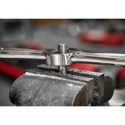 Milwaukee M3-0.60 mm 1-Inch Hex Threading Die 49-57-5310