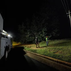 Milwaukee M18 Utility Remote Control Search Light 4,250 Lumen (12.0Ah) Kit 2123-21HD