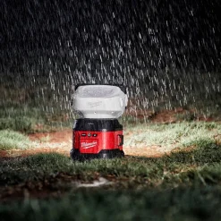 Milwaukee M18 Utility Remote Control Search Light 4,250 Lumen (12.0Ah) Kit 2123-21HD