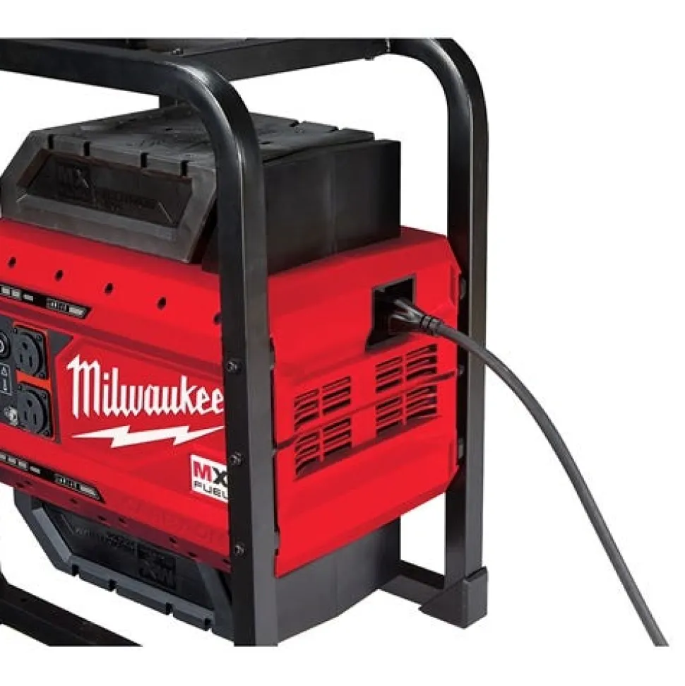 Milwaukee MX Carry-On Power Supply 3600W / 1800W MXF002-2XC