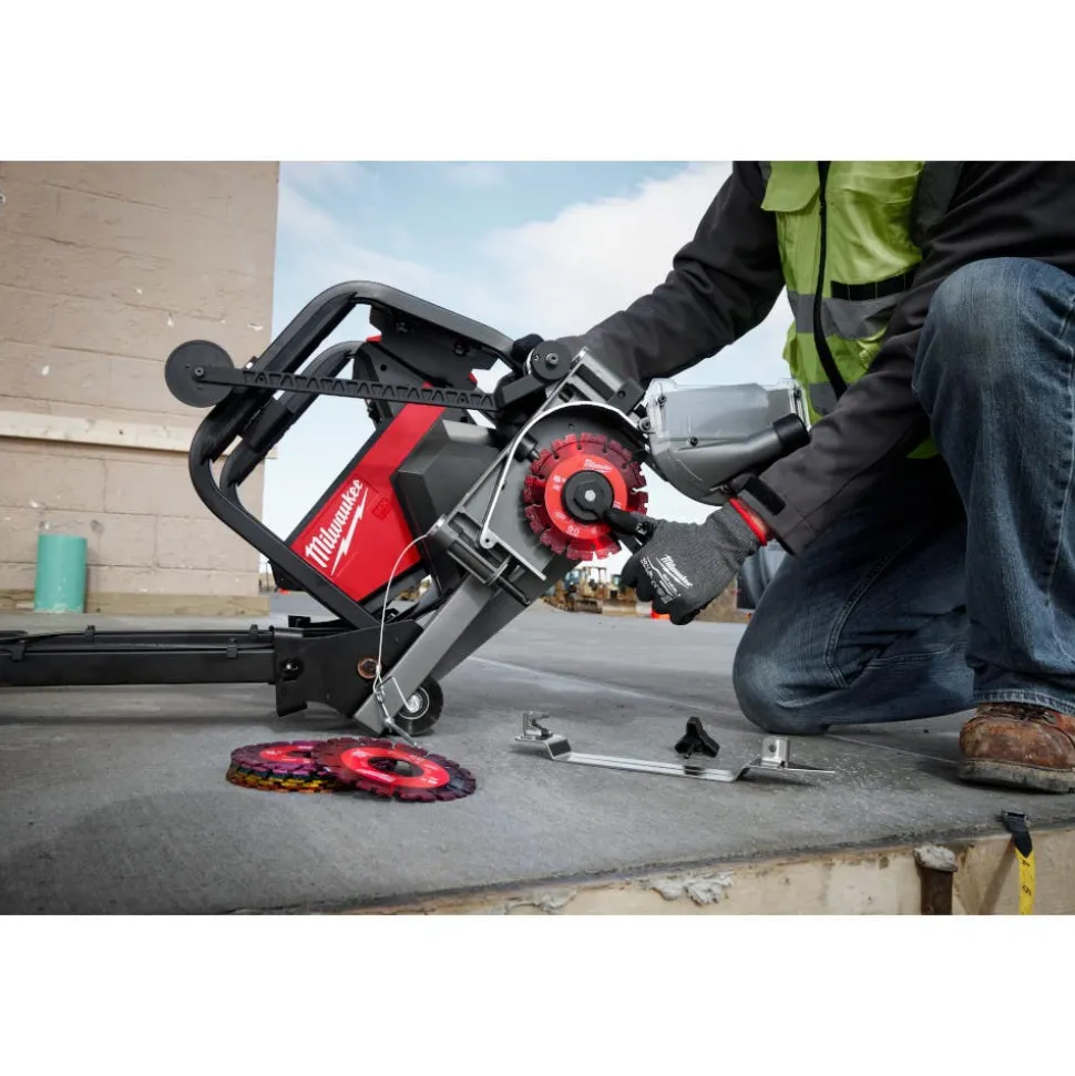 Milwaukee Red 6" x .100" Diamond Blade for Green Concrete (Medium-Hard) 49-93-7263