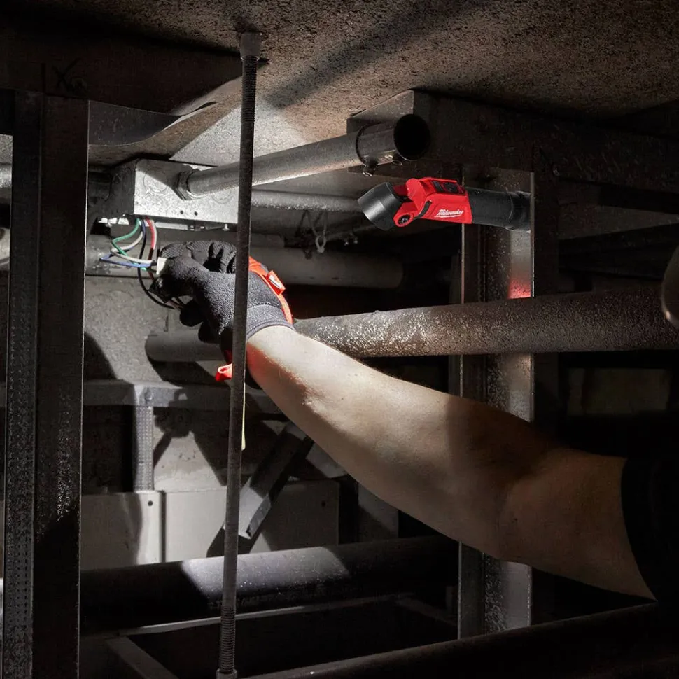 Milwaukee REDLITHIUM USB Rechargeable 500 Lumen Pivoting Flashlight (3.0Ah) Kit 2113-21