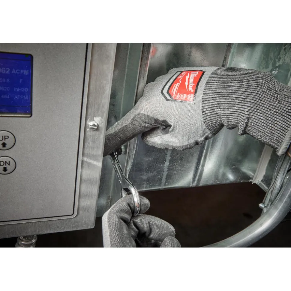 Milwaukee Tools 7-in-1 Multi-Bit Mini Ratchet 48-22-2950