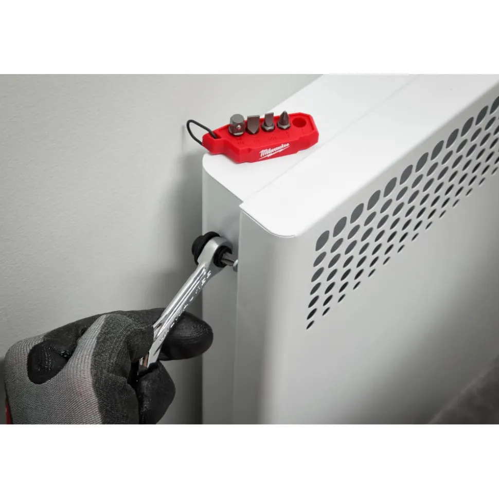 Milwaukee Tools 7-in-1 Multi-Bit Mini Ratchet 48-22-2950