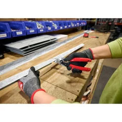 Milwaukee Tools Left Cutting Aviation Snips 48-22-4540