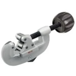 RIDGID 3/16" - 1-1/8" Model 15 Screw Feed Metal/Copper Cutter 32920