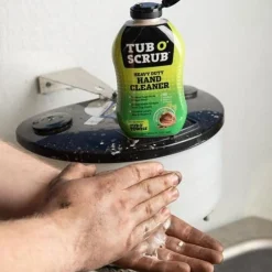 Tub-O Towels Heavy Duty Hand Cleaner 18oz Squeeze Bottle TS18