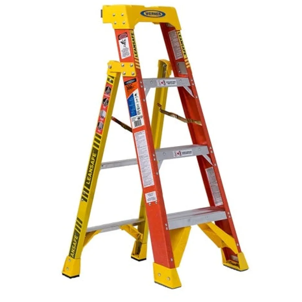 Werner 4' LeanSafe Type IA Fiberglass Leaning Ladder L6204