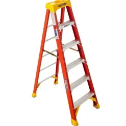 Werner 6' Type IA Fiberglass Step Ladder 6206