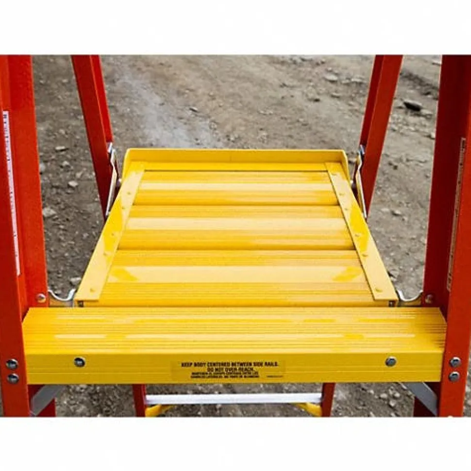 Werner 16ft. Reach Height Fiberglass Podium Ladder 10ft. Type IA PD6210